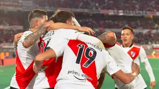 Braian Romero anotó un golazo en el triunfo de River Plate sobre Lanús