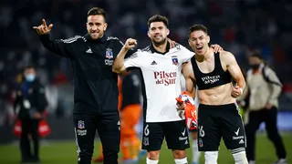 ¿Se olvida de sus colores? Ex Colo Colo cerca de ir al archirrival y  remecer el mercado