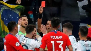 ¿Cuándo deberán cumplir sus castigos Gary Medel y Lionel Messi?