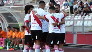 Curicó venció en intenso partido a Cobresal y consiguió su primer triunfo en el Campeonato