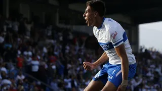 Diego Valencia protagonizó letal contragolpe para sellar el triunfo de la UC sobre U. de Concepción