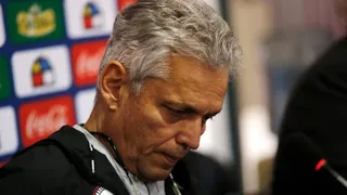 Matutino aseguró que Reinaldo Rueda está abierto a recibir ofertas para dejar la Roja
