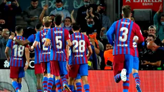 Barcelona reaccionó con sólida remontada sobre Valencia y enmendó el rumbo en la liga española