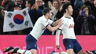 Tottenham se hizo fuerte de local y tumbó a Manchester City de Bravo en la Premier
