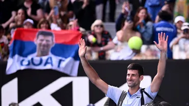 La desazón de Novak Djokovic al ser superado con claridad por Jannik Sinner en Australia