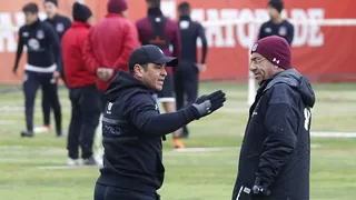 Colo Colo hizo fútbol y tiene tres dudas para el duelo con U. La Calera