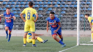 San Joaquín remontó en los descuentos ante Rengo y se sumó al liderato en Segunda