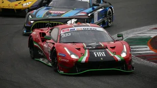 Benjamín Hites remató cuarto en Monza pese a un choque en la primera curva