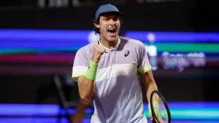 ¿Quién transmite Nicolás Jarry vs Dino Prizmic? Horario, canal y cómo ver el Chile Open 2026