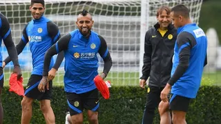 La “patriótica” bienvenida de Alexis Sánchez a Arturo Vidal en Inter de Milán