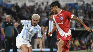 Argentinos Juniors ganaba con comodidad a Racing y terminó sufriendo