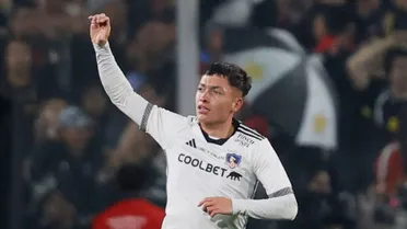 Oferta por el 80% de su pase y cláusula especial: el negocio que evalúa Colo Colo