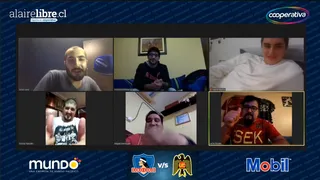 No todo fue lamento: Hinchada Cooperativa premió a fanático de Colo Colo en derrota ante U. Española