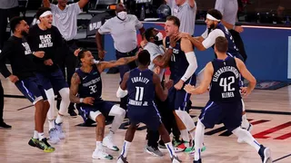 Dallas Mavericks venció en la prórroga a Los Angeles Clippers e igualó la serie