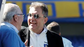 Blanco y Negro: salida de dos históricos directores allanan reelección de Mosa