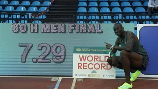 Grant Holloway batió el récord mundial de 60 metros vallas en Madrid