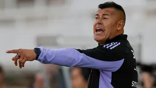 ¿Se vienen nuevos cambios? Almirón ensaya la formación para el Colo Colo vs U. Española