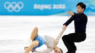 China se quedó con el oro en parejas de patinaje artístico por delante de Rusia