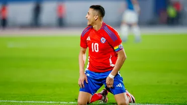 Se cae otro candidato: A La Roja se le escapa un DT campeón del mundo