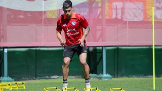 Primero en llegar: Felipe Mora ya trabaja con la Roja y confía en obtener los seis puntos