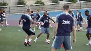 Así fue la segunda jornada de prácticas de Arturo Vidal en FC Barcelona