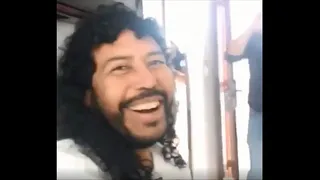 Faustino Asprilla le cortó el pelo a René Higuita con Carlos Valderrama como testigo