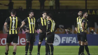 Peñarol quedó eliminado en la Copa Libertadores tras empatar con Cerro Porteño en Montevideo