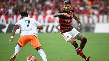 Flamengo de Erick Pulgar sumó valioso triunfo como local y se acerca al liderato en el Brasileirao