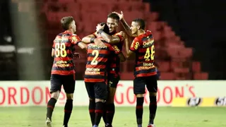 Javier Parraguez estiró su racha goleadora en triunfo de Sport Recife por Copa del Noreste