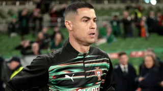 Cristiano Ronaldo huyó de Arabia Saudita tras bombardeos: el vuelo que encendió las alarmas