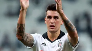 Enzo Roco fue ofrecido a Corinthians ante incierto futuro en Besiktas