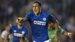 Felipe Mora estará al menos 15 días fuera de las canchas en Cruz Azul