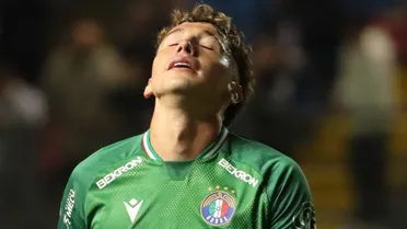 Luciano Arriagada no lo pasa bien en Brasil y busca un nuevo club como destino