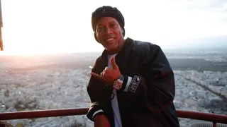 Ronaldinho se defendió ante el Congreso por acusaciones de estafas piramidales