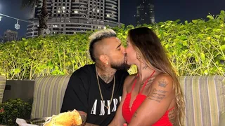 El romántico reencuentro de Arturo Vidal con Sonia Isaza en Dubai: “Por fin juntos mi vida”