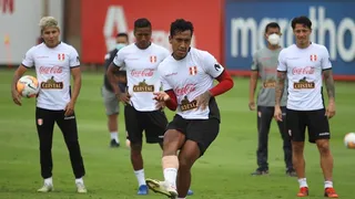 La selección peruana entrenó este martes con plantel completo de cara al partido con Chile