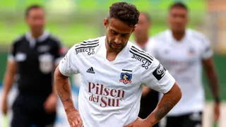 Santiago Wanderers le propinó dura derrota a Colo Colo y lo mantuvo hundido como colista