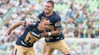 Marcelo Díaz y Nicolás Castillo anotaron en victoria de Pumas sobre Santos Laguna