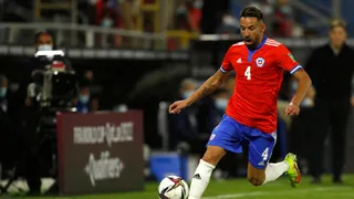 Mauricio Isla se unió a la Roja y suma bonos para ir a la banca