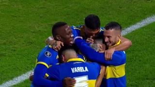 ¡Golazo! Weigandt puso la ventaja de Boca ante Colo Colo con un gran remate “a tres dedos”