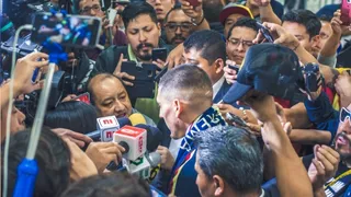 Hinchas de América le dieron un multitudinario recibimiento a Nicolás Castillo en México