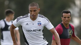 Leandro Benegas tuvo sus primeros minutos con Colo Colo en amistoso ante Villa Dalmine