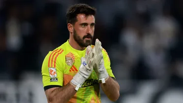 Sonríe Colo Colo: De Paul es operado con éxito y revelan tiempo de recuperación menor al esperado