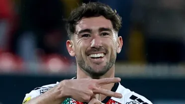 ¿El gol del año? Palestino le convierte a Coquimbo desde la mitad de la cancha