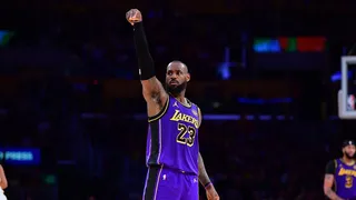 LeBron James agiganta su leyenda pulverizando un récord de Michel Jordan