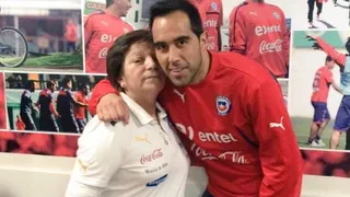 El apoyo de Claudio Bravo a ex funcionaria de “Juan Pinto Durán” que demandó a la ANFP