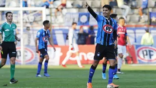 Joffre Escobar dio el triunfo en los descuentos a Huachipato y sepultó las aspiraciones de la U