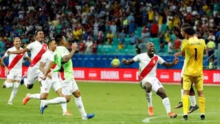 ¡Hay clásico! Perú superó a Uruguay en los penales y será rival de Chile en semifinales