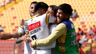 Coquimbo remontó ante U. Española para seguir con vida en la lucha por evitar el descenso