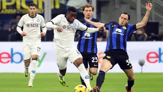 Inter de Alexis Sánchez sufrió con la reacción de Napoli y cerró una semana para el olvido